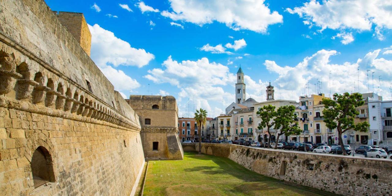 Residenze Benedetto Croce Hotel Bari Bagian luar foto
